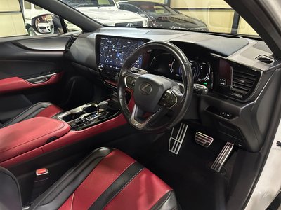 2022 Lexus NX thumbnail 43