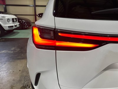 2022 Lexus NX thumbnail 35