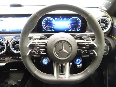 صورة مصغرة 31 لـ 2024 Mercedes-BENZ A-CLASS AMG