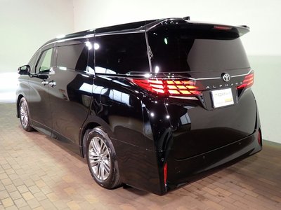 2025 Toyota ALPHARD — фото 37
