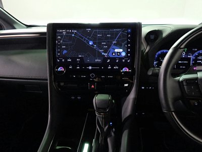 2025 Toyota ALPHARD — фото 3