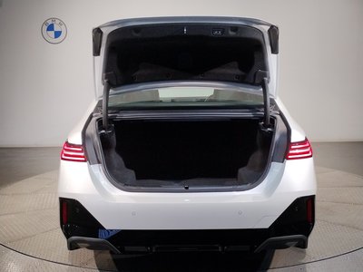 2024 BMW 5 SERIES — миниатюра 42