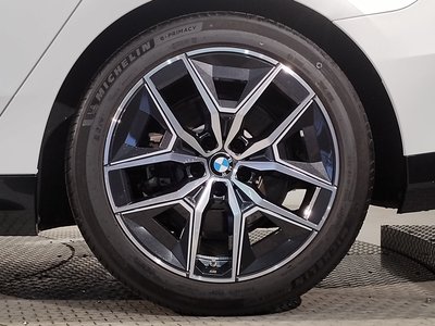 2024 BMW 5 SERIES — миниатюра 38