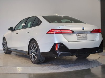 2024 BMW 5 SERIES — фото 10