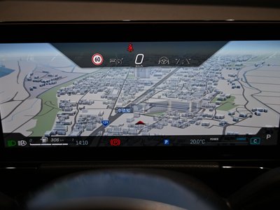 2025 Mercedes-BENZ GLA thumbnail 30