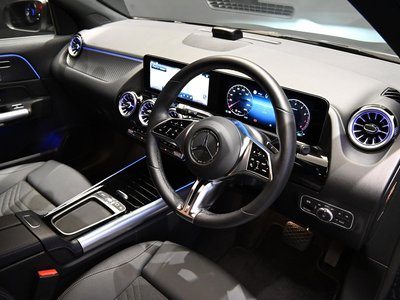 2025 Mercedes-BENZ GLA thumbnail 43