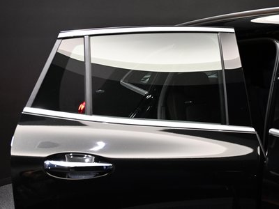 2025 Mercedes-BENZ GLA thumbnail 61