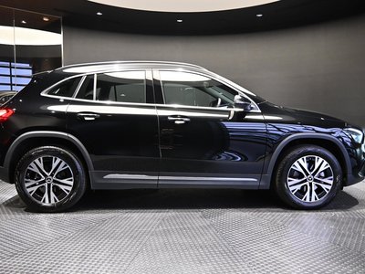 2025 Mercedes-BENZ GLA photo 4