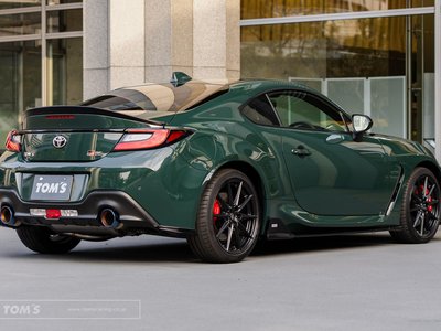 2025 Toyota GR86 thumbnail 18