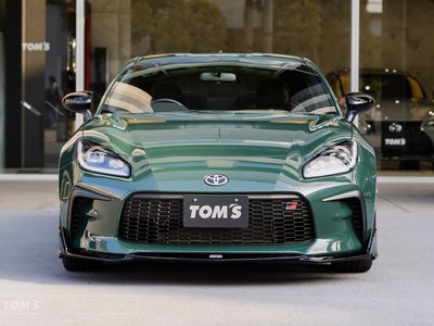 2025 Toyota GR86 thumbnail 9