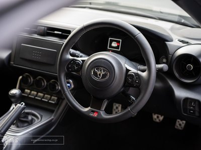 2025 Toyota GR86 thumbnail 3