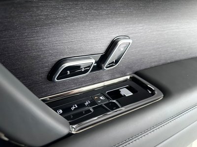2023 LAND Rover RANGE ROVER thumbnail 38