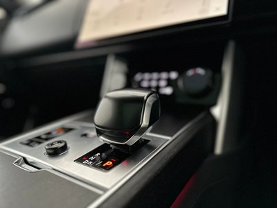 2023 LAND Rover RANGE ROVER thumbnail 25
