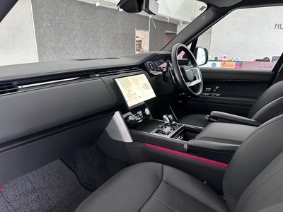 2023 LAND Rover RANGE ROVER photo 11