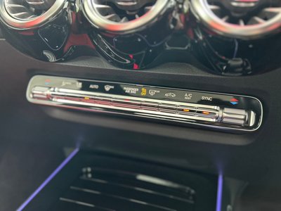 2024 Mercedes-BENZ GLB thumbnail 31