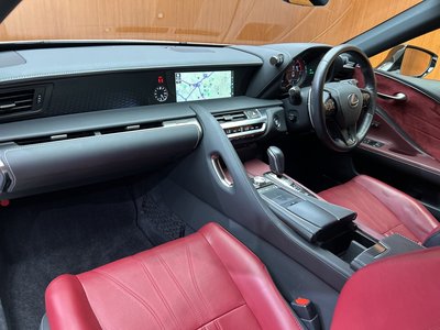 2018 Lexus LC thumbnail 39