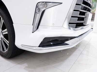 2021 Lexus LX photo 13