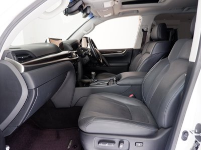2021 Lexus LX thumbnail 36