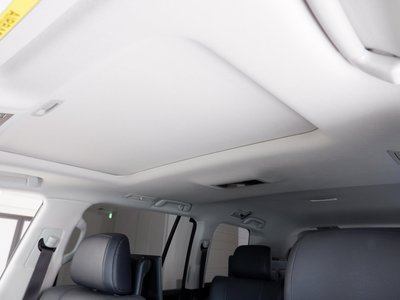 2021 Lexus LX thumbnail 38