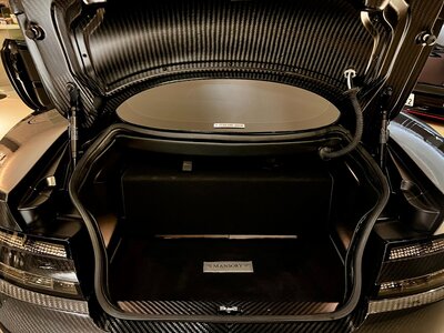 2011 Aston Martin DB9 — фото 16