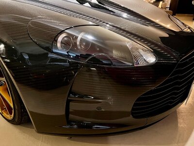 2011 Aston Martin DB9 — фото 22