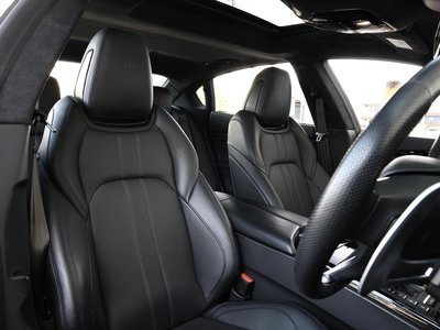 2021 Maserati QUATTROPORTE — фото 14