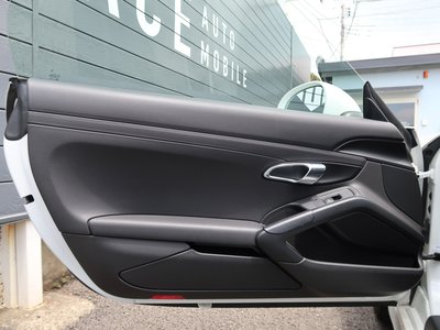 2015 Porsche BOXSTER thumbnail 31