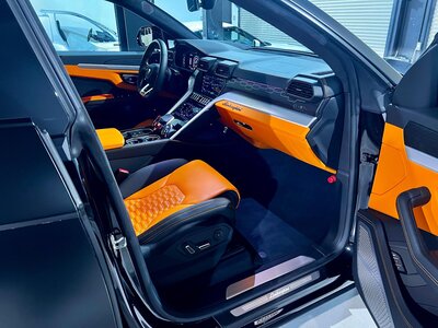 2019 Lamborghini URUS — фото 14
