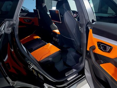 2019 Lamborghini URUS — фото 17