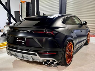 2019 Lamborghini URUS — фото 37