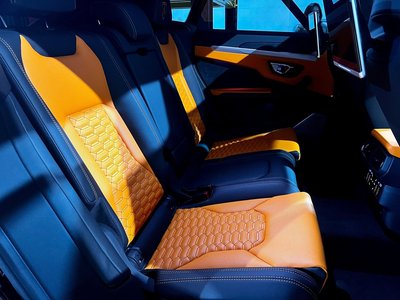 2019 Lamborghini URUS — фото 20