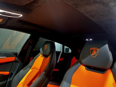 2019 Lamborghini URUS — фото 11