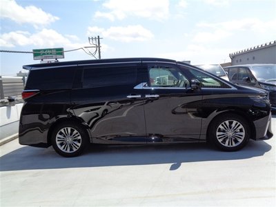 2023 Toyota ALPHARD — фото 28