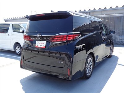 2023 Toyota ALPHARD — фото 11