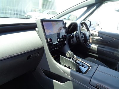 2023 Toyota ALPHARD — фото 32