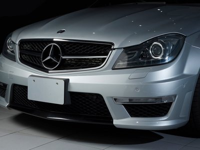 2011 Mercedes-BENZ C-CLASS AMG — фото 7