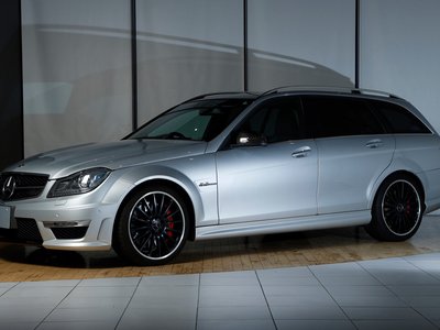 2011 Mercedes-BENZ C-CLASS AMG — фото 3