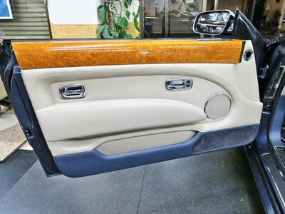 2007 Bentley AZURE — фото 13