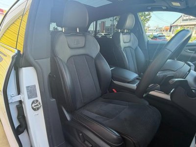 صورة 31 لـ 2019 AUDI Q8