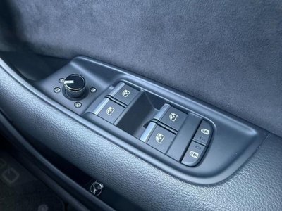 صورة 27 لـ 2019 AUDI Q8
