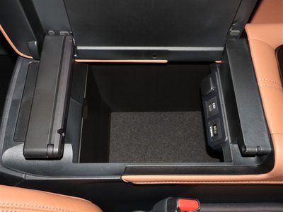 صورة مصغرة 17 لـ 2025 Toyota VELLFIRE