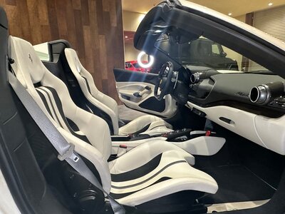 صورة 22 لـ 2021 Ferrari F8 SPIDER