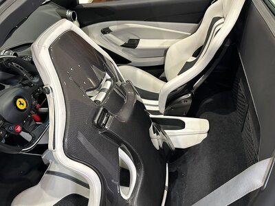 صورة 25 لـ 2021 Ferrari F8 SPIDER