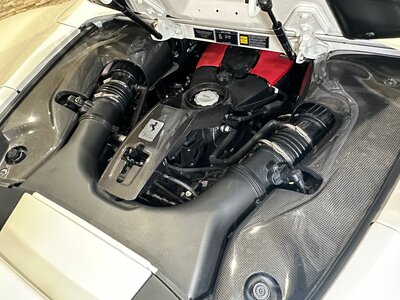 صورة 38 لـ 2021 Ferrari F8 SPIDER