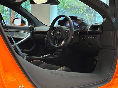 صورة 16 لـ 2025 Mclaren ARTURA