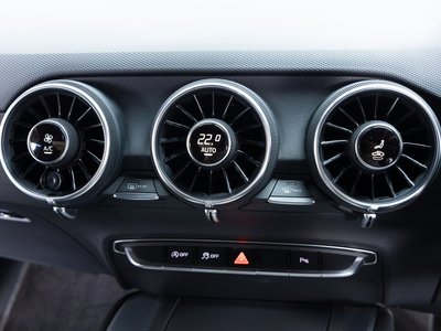 صورة 62 لـ 2018 AUDI TT RS COUPE