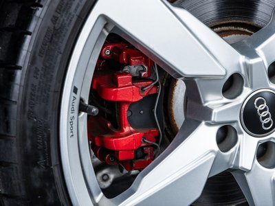 صورة 33 لـ 2018 AUDI TT RS COUPE