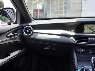 صورة 43 لـ 2025 ALFA Romeo STELVIO