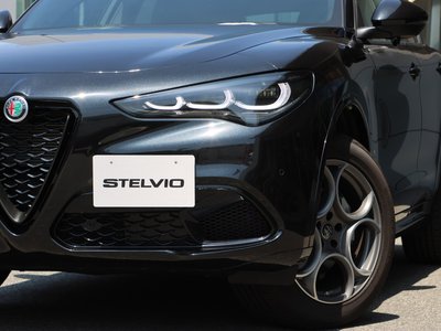 صورة 26 لـ 2025 ALFA Romeo STELVIO