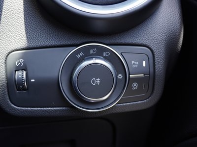 صورة 65 لـ 2025 ALFA Romeo STELVIO